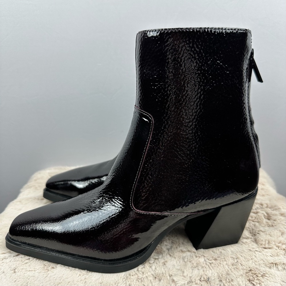 VINCE CAMUTO Women Viltana Ankle Bootie Stacked Heel Silhouette Square Toe - Picture 4 of 11